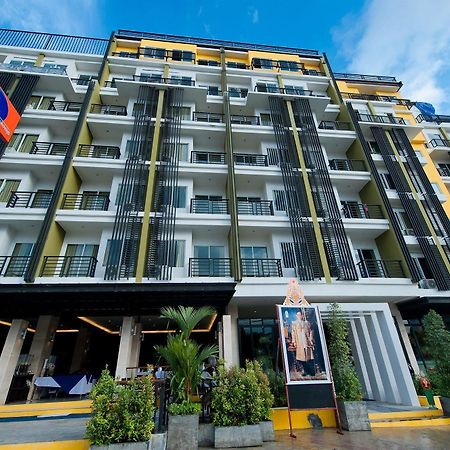 Готель Blue Sky Patong Екстер'єр фото