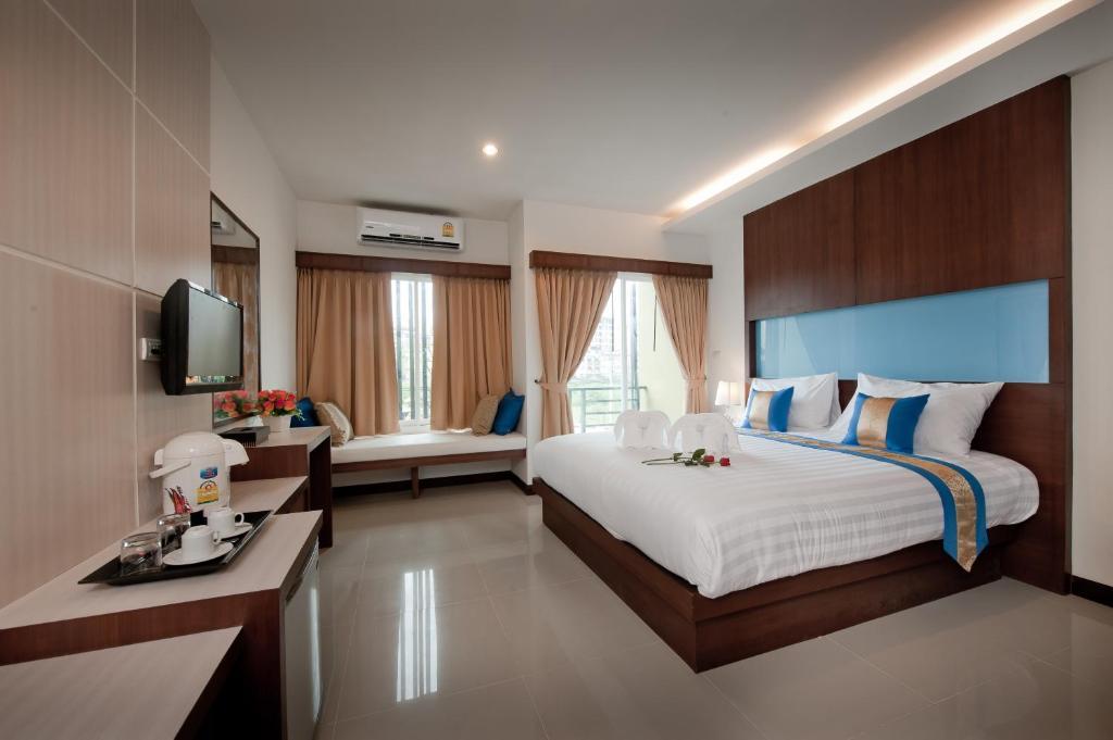 Готель Blue Sky Patong Номер фото