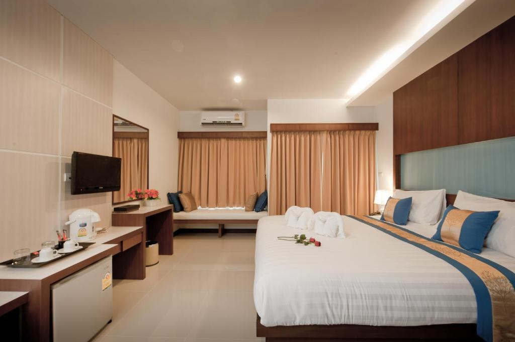 Готель Blue Sky Patong Номер фото