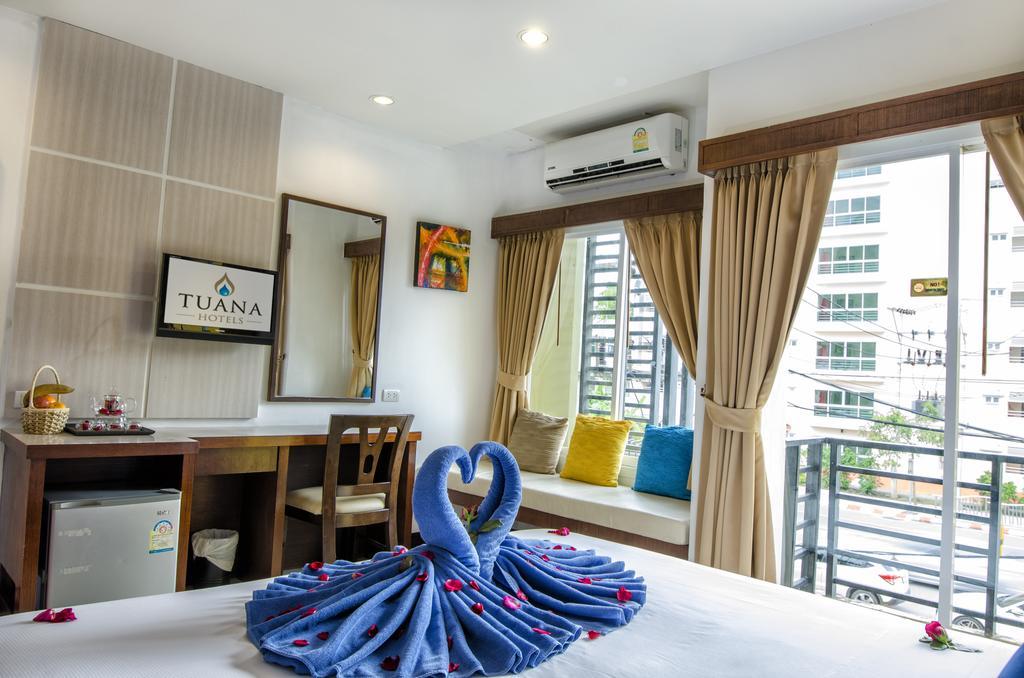 Готель Blue Sky Patong Екстер'єр фото