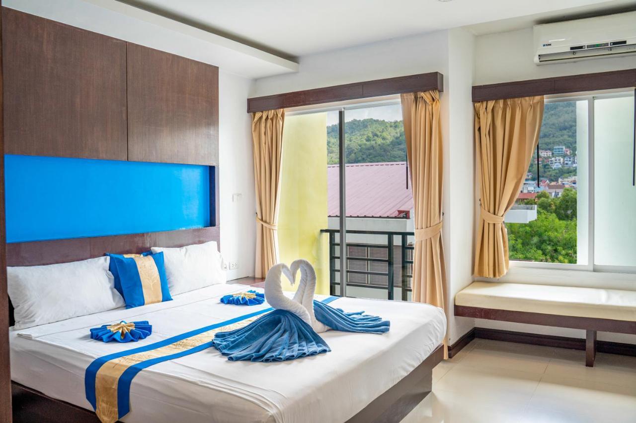 Готель Blue Sky Patong Екстер'єр фото